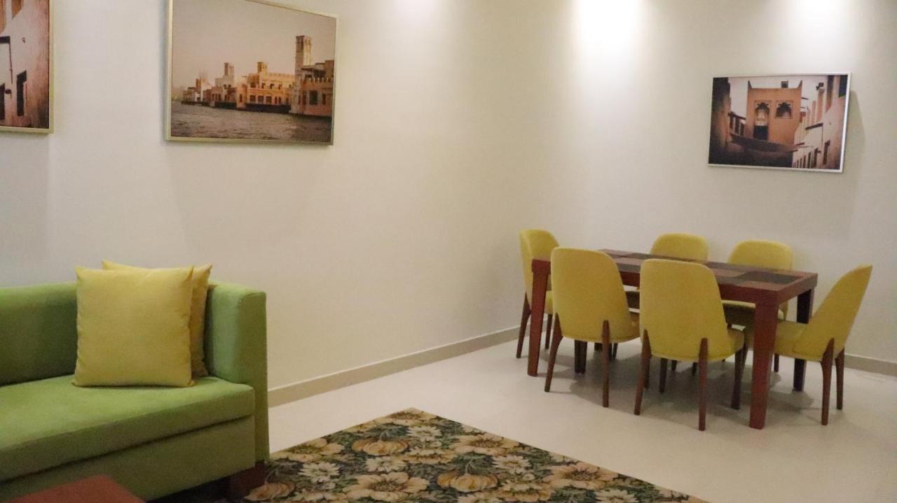 אבו דאבי Al Riyadh Hotel Apartments מראה חיצוני תמונה